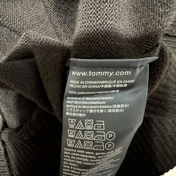 Tommy Hilfiger Sweater Pullover Mens Sz M Black V Neck Cotton Preppy Knit - Picture 8 of 8